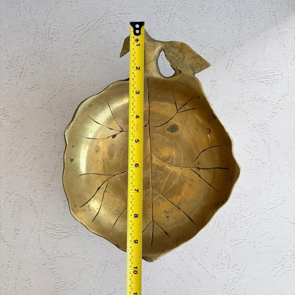 Unbranded solid brass